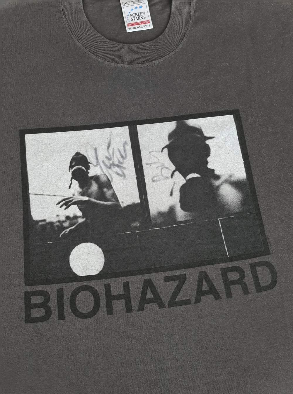 *Signed* Biohazard 00's 'Brooklyn: Where The Weak Are Killed And Eaten' Grey T-Shirt