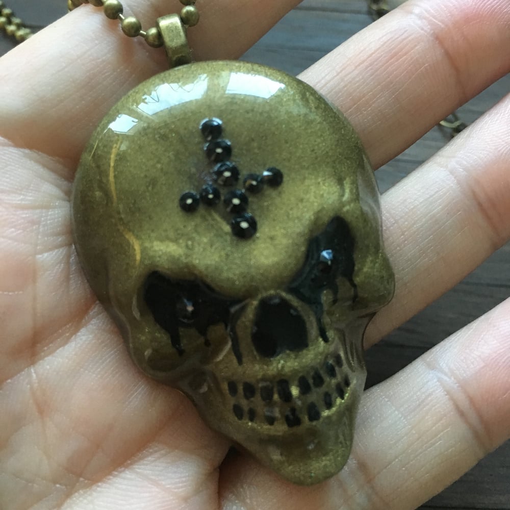 Bronze Resin Evil Skull Pendant