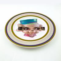 Image 2 of Eyeconic - Winona Kitsch Face - Large Fine China Plate - #0774