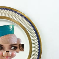 Image 3 of Eyeconic - Winona Kitsch Face - V - Fine China Plate - #0787