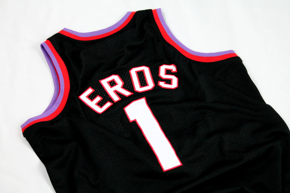 QE Clouds "Black Out" Jersey