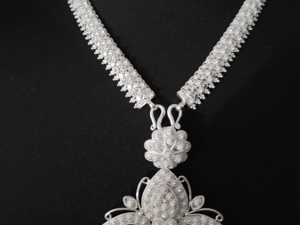 PH100 Starburst Pikun Pendant Necklace set