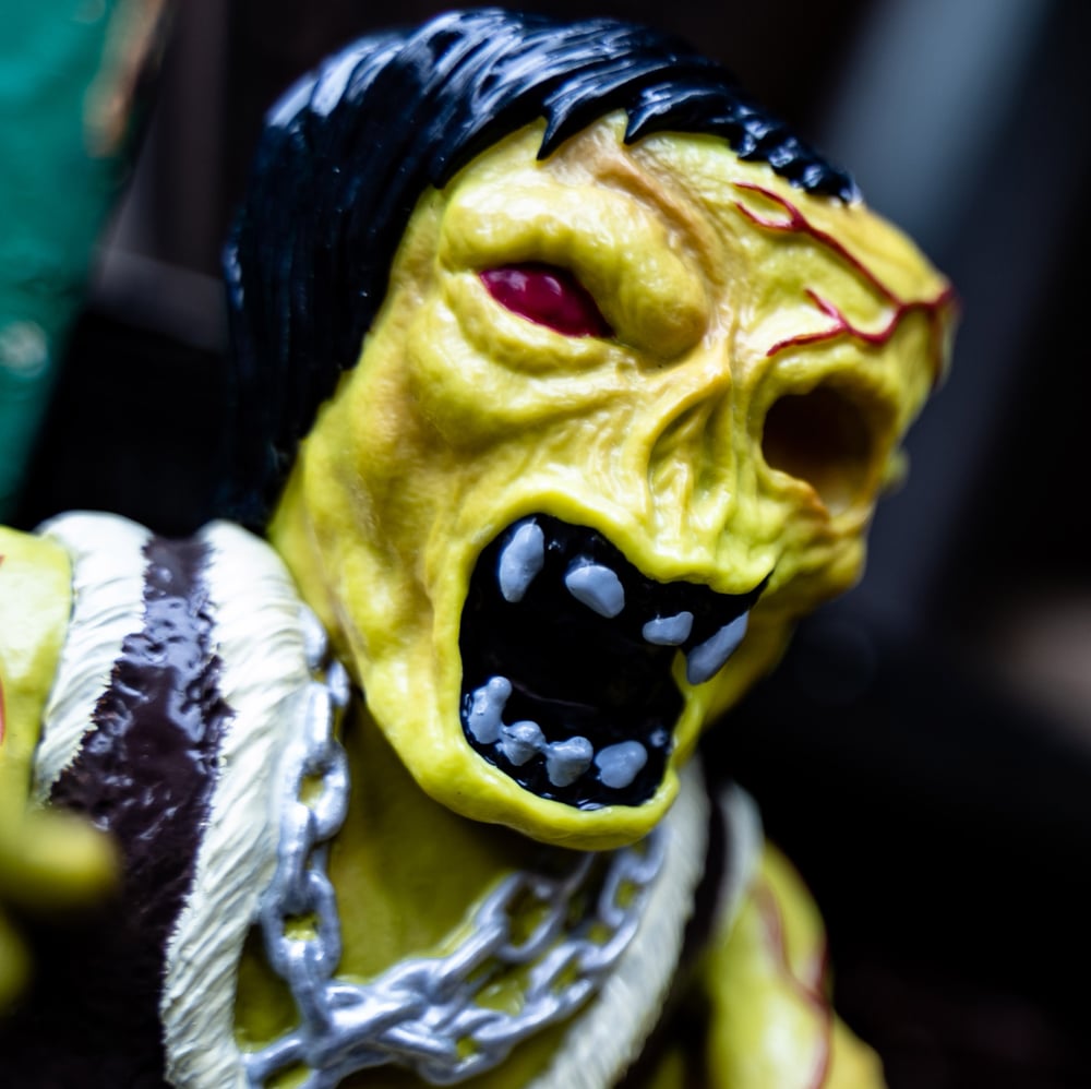 Image of MORBS BY SKINNER