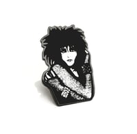 Siouxsie Pin