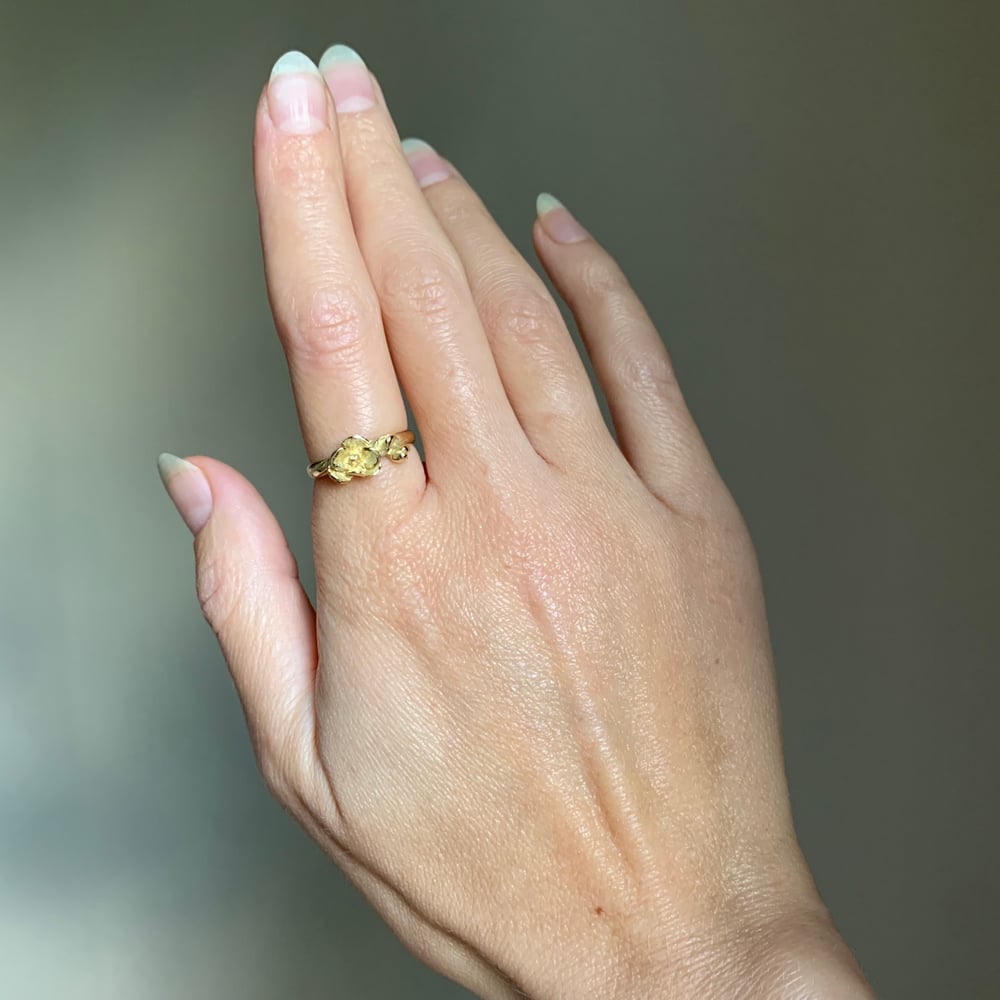 Orchid Ring THE CIRCLE CRAFT