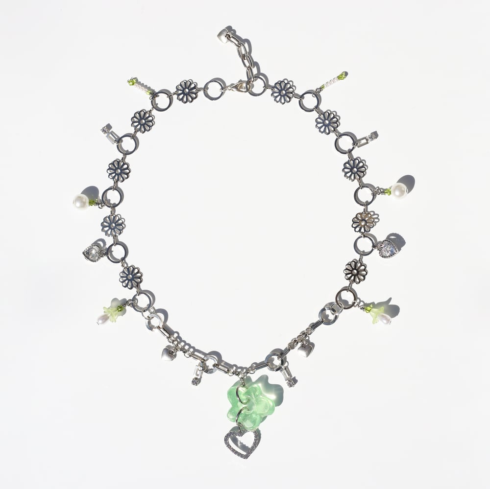 Image of Lime Glitz Single Flower Necklace