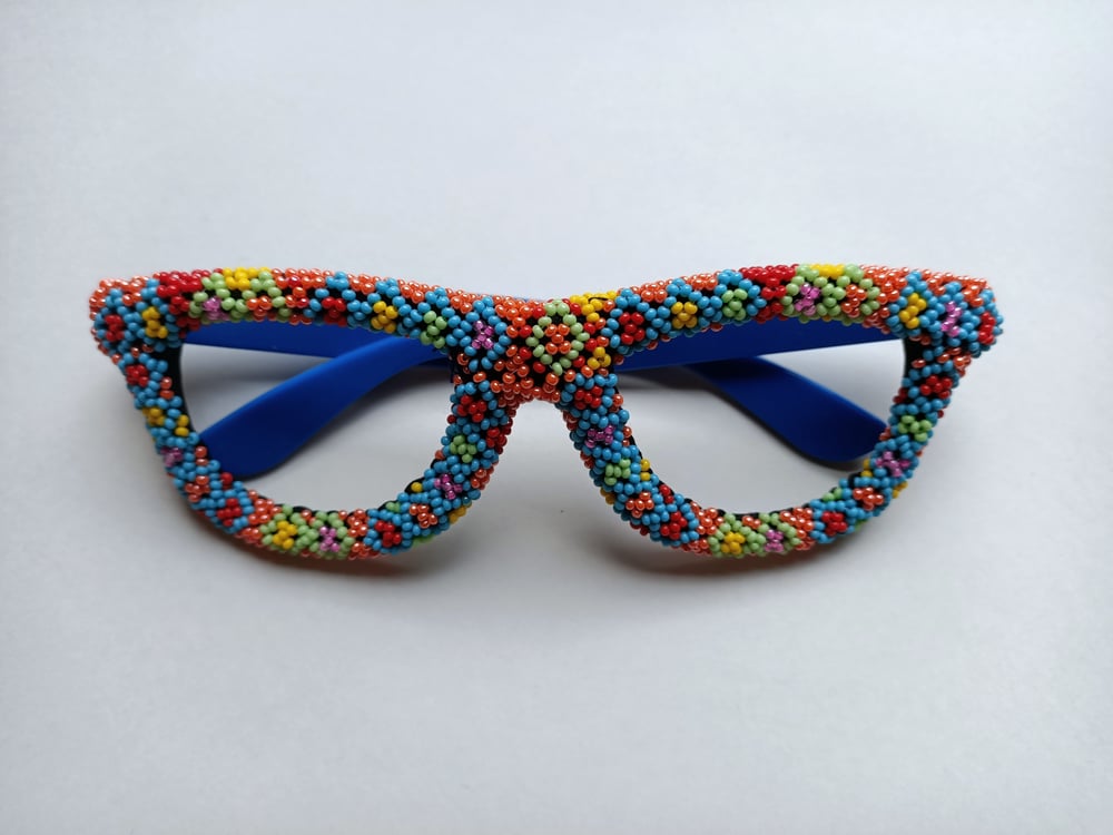 Image of ZuluGal Retro "funglasses" - little flowers