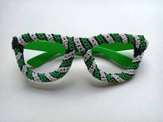 Image of ZuluGal Retro "funglasses" - peppermint stripe