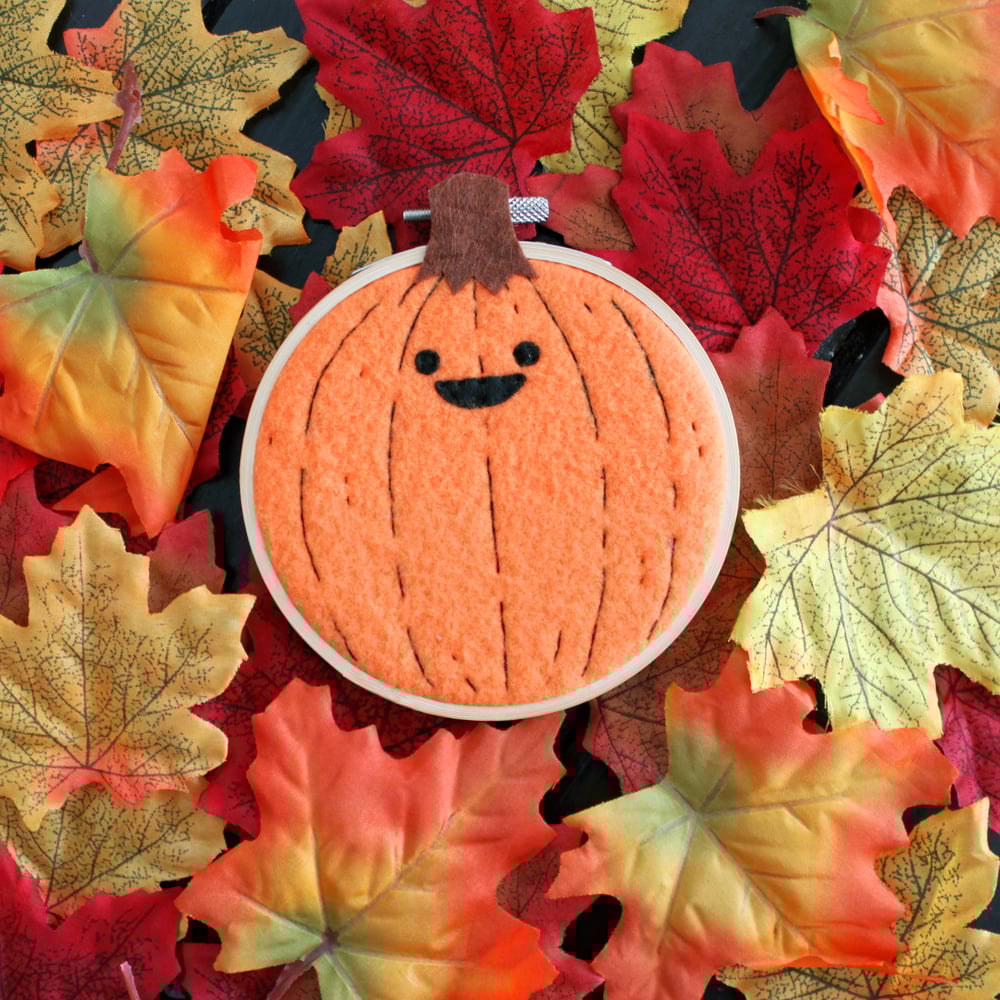 Tiny Face Pumpkin Hoop