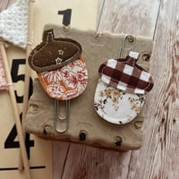 Image 2 of “Acorns” Quilted Planner Clip