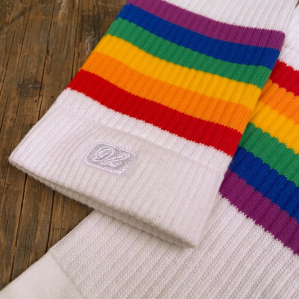 Image of Spirit of 76 RETRO SOCKS "RAINBOW" LO