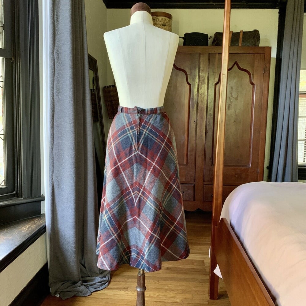 Present Co. Wool Skirt XS