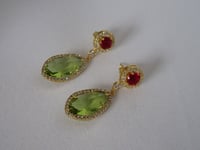 Image 4 of Kate Middleton Duchess of Cambridge Inspired Replikate Teardrop Green Ruby Red Crystal Earrings