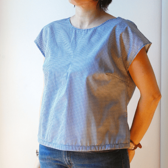 Blusa in tessuto vintage bianco e blu Image 2