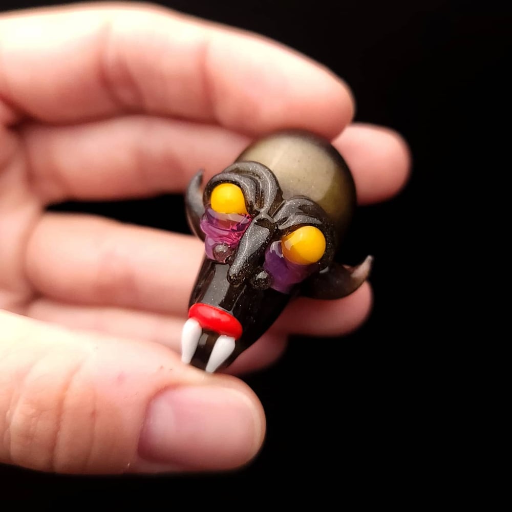 Image of DAY 17- VAMPIRE PENDY