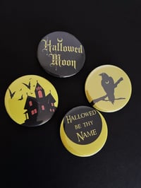 Hallowed Moon Classic Button Set