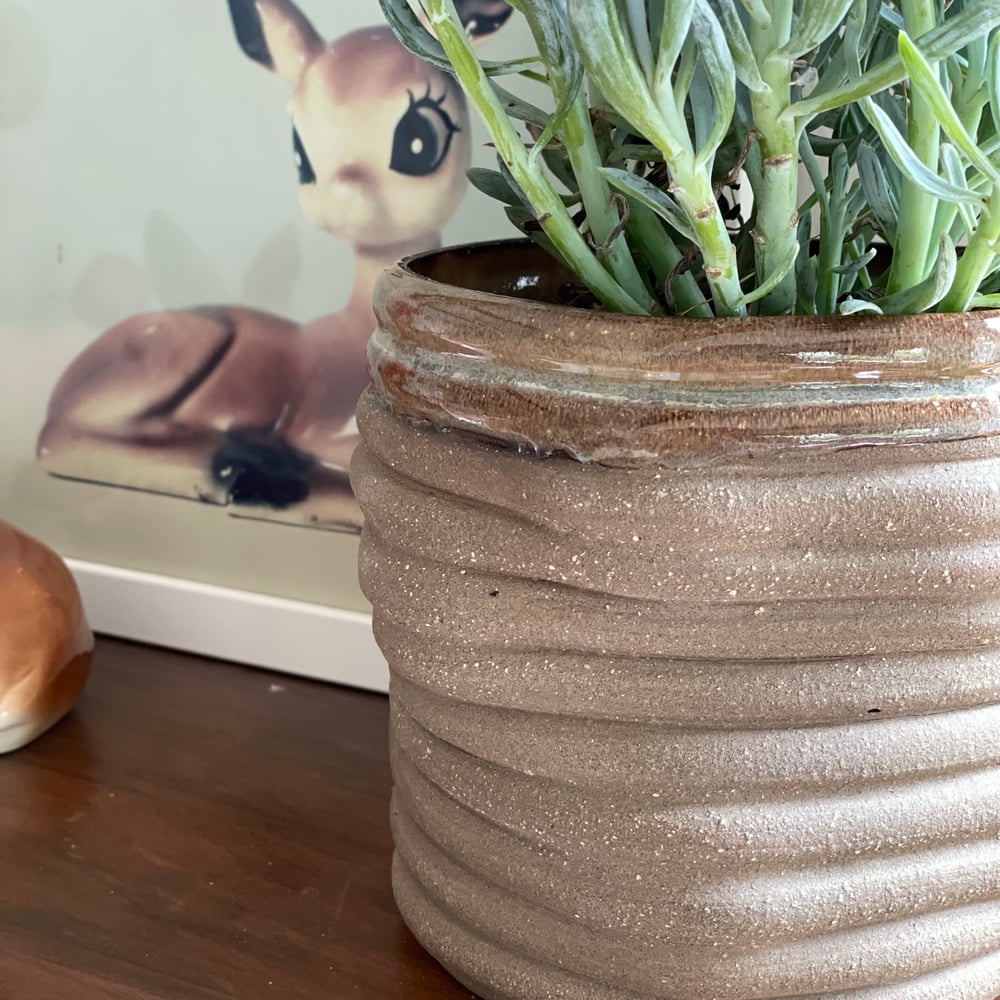 Tawny Speckle Planter