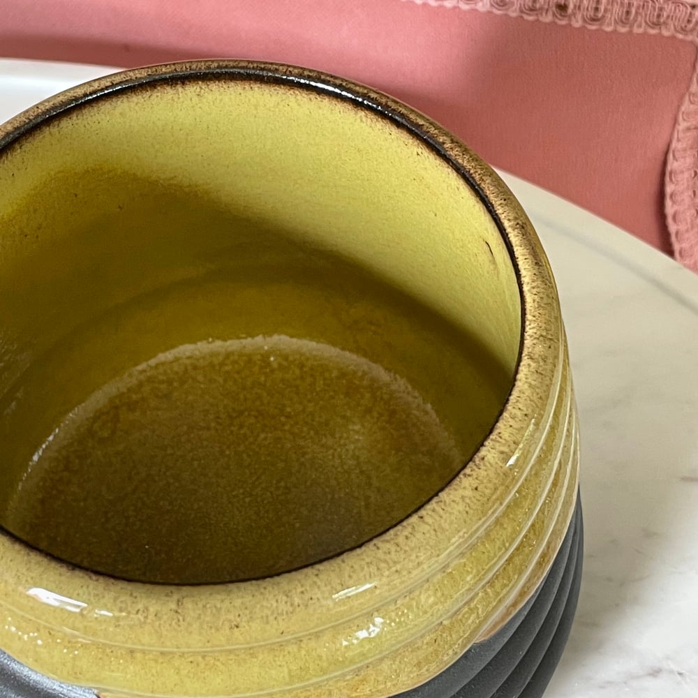 Honey-dipped Planter