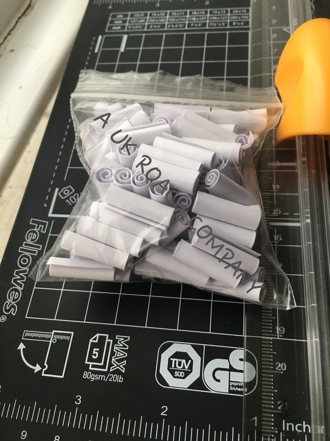 Image of Plain Roach Card (100 roaches)