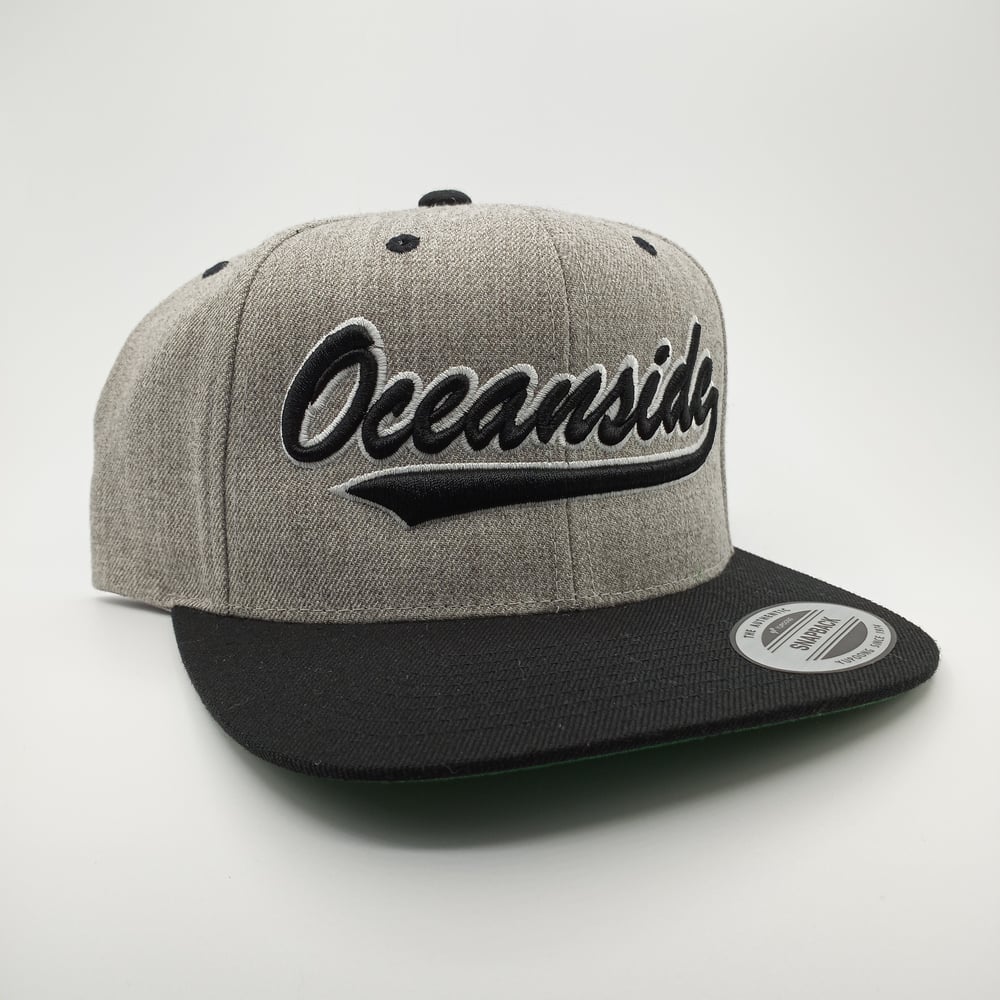 Image of Vintage II Oceanside Snapback (Two Tone)