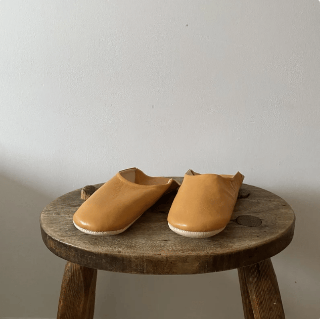 Image of CARAMEL LEATHER BABOUCHE