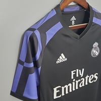 Image 3 of Real Madrid Retro 15/16 Away Jersey