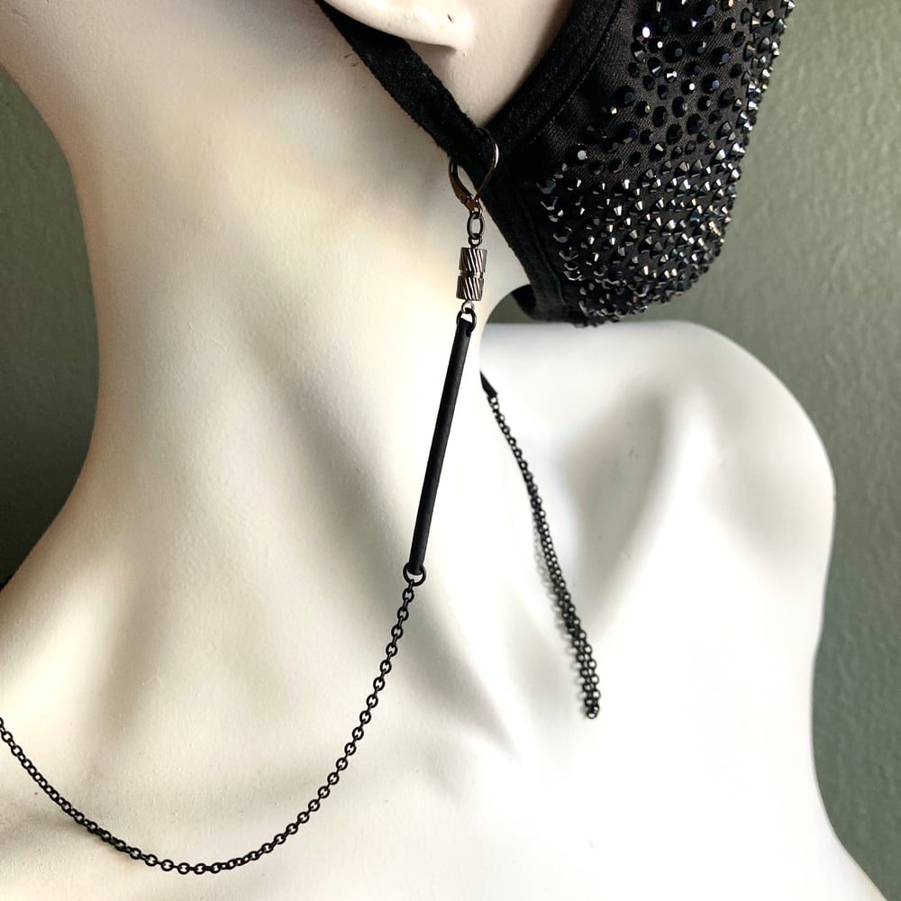 Image of 26.5" Black Stainless and Rubber Convertible Necklace/Mask Chain with Gunmetal Barrel Magnet Clasp