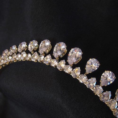 Image of Sunburst halo tiara