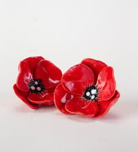 Image 3 of Ceramic Poppy Brooch