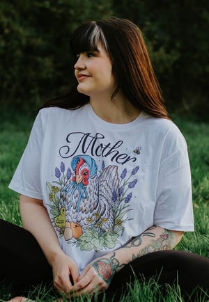 Image of Mother Hen Organic T-Shirt ~ White, Full Colour