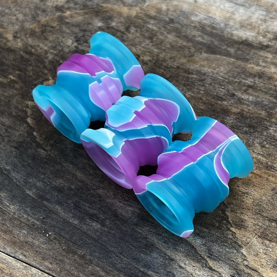 Image of *1 PER PERSON* Large Swirly Bird