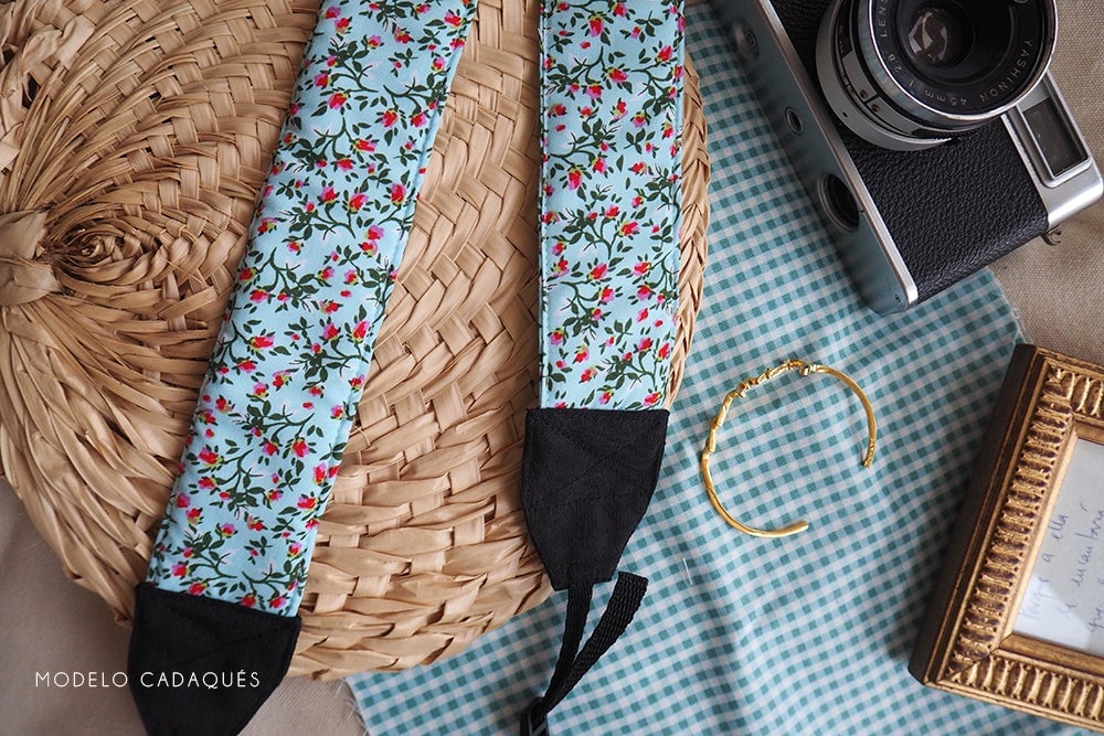 Image of CAMERA STRAP · Cadaqués