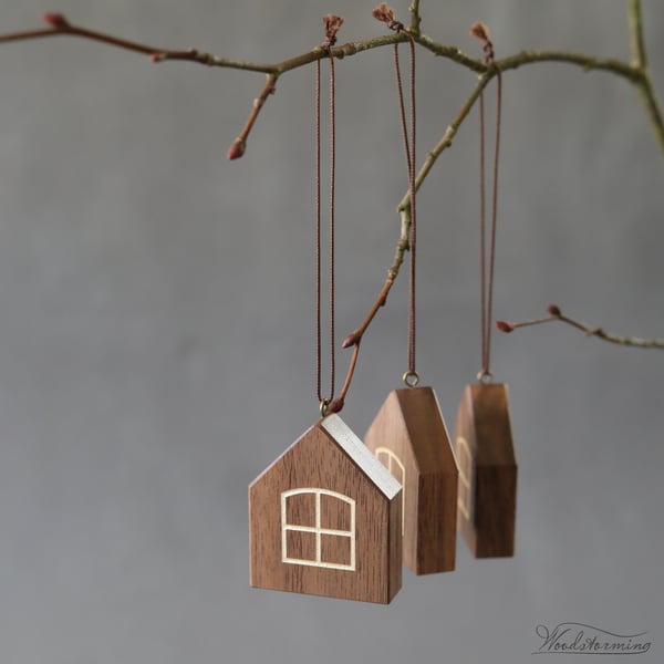 Image of Christmas tree ornaments - wooden miniature houses to hang - set of 5