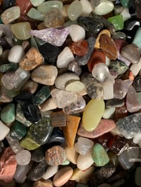 Image 4 of 50g Crystal Confetti