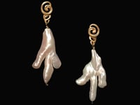 Image 1 of NUAGES BAROQUE Earring Petite - Pearl Coral
