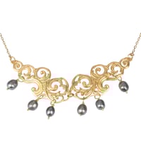 Image 5 of NUAGES BAROQUE Collier - 10 Caviar Pearls