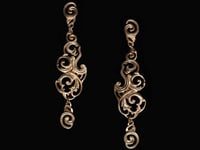 Image 4 of NUAGES BAROQUE Big Earring with Pendant