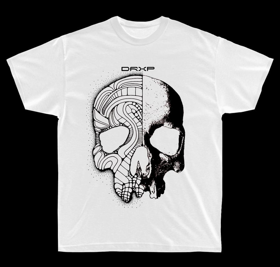 Image of SKULL TEE WHITE BLACK 