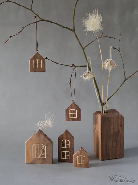 Image of Christmas home decorations - miniature houses for display and hanging and unique vase - set of 6