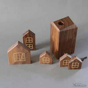 Image of Christmas home decorations - miniature houses for display and hanging and unique vase - set of 6