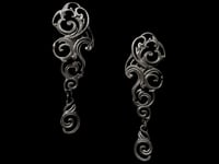 Image 4 of NUAGES BAROQUE Big Solo Earring - with Pendant