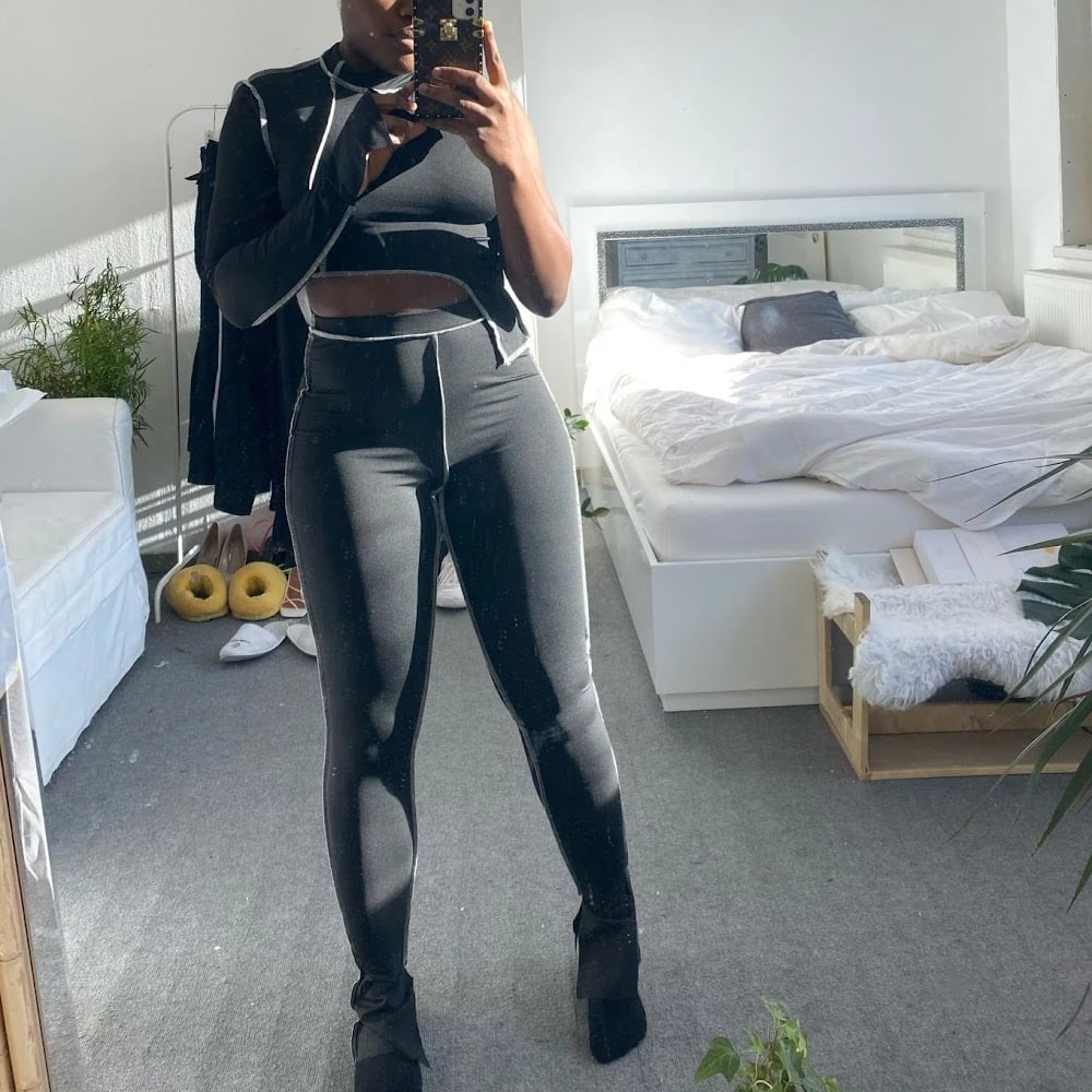 Image of Jhene Set Black 