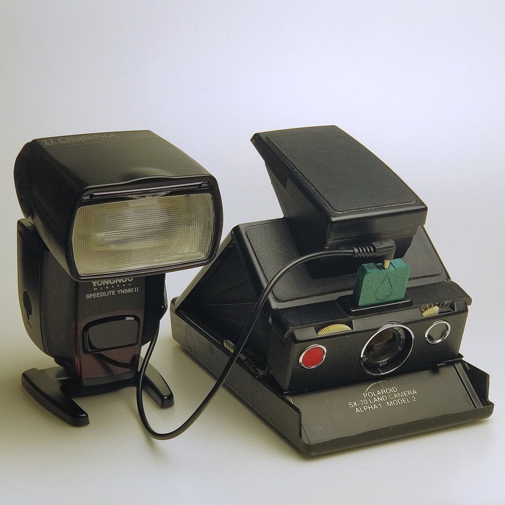 Image of Polaroid Flash adapter / Flashbar alternative for SX-70 and other Polaroid cameras