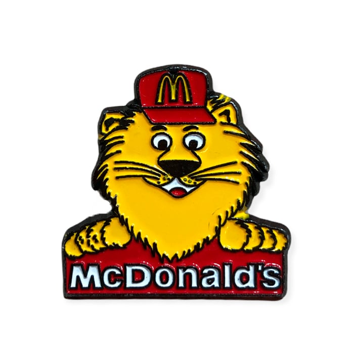 Vintage Rare lion McDonald's pin
