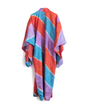 Image of Blå, rød, lilla silke kimono m. shibori striber