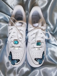 Image 1 of NIKE AIR FORCE 1 BLUE BUTTERFLY 