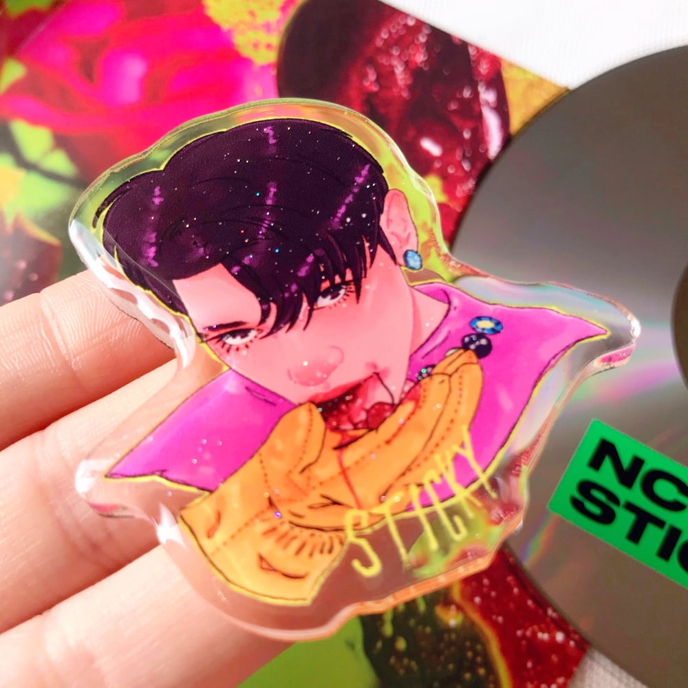 Taeyong Sticker Glitter Acrylic Pin