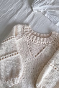 Image 2 of -- KIT : VENUS Sweater --