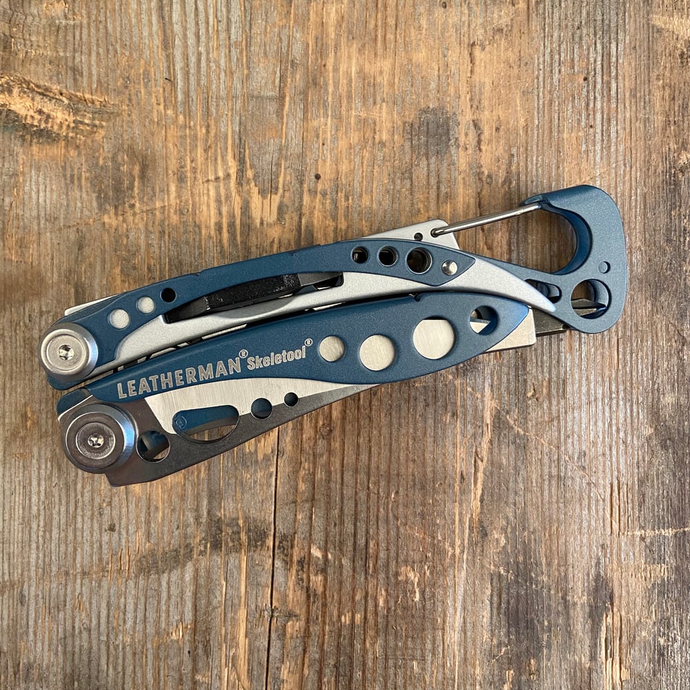 Image of LEATHERMAN SKELETOOL DENIM BLUE