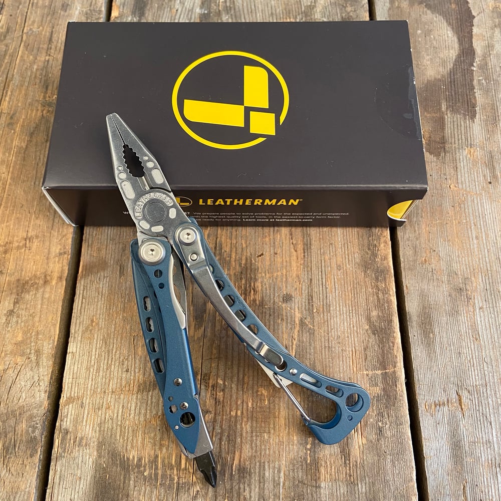 Image of LEATHERMAN SKELETOOL DENIM BLUE